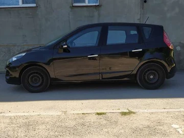 Авто Renault Scenic 2011 № 8383259