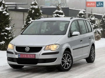 Авто Volkswagen Touran 2008 № 8383290