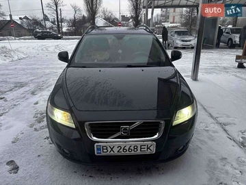 Авто Volvo V50 2009 № 8383302