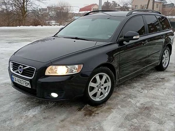 Авто Volvo V50 2010 № 8383305