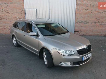 Авто Skoda Superb 2011 № 8383334