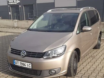 Авто Volkswagen Touran 2013 № 8383460