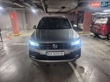 Авто Volkswagen Tiguan 2017 № 8383655