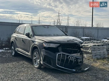 Авто Audi Q7 2021 № 8383663