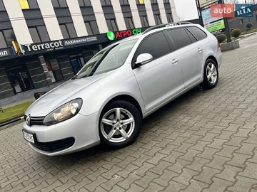 Авто Volkswagen Golf 2010 № 8383994