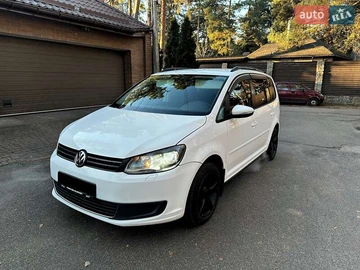 Авто Volkswagen Touran 2011 № 8384001