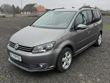 Авто Volkswagen Touran 2010 № 8384109