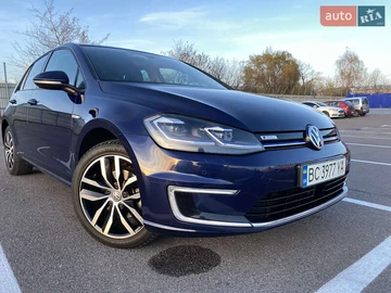 Авто Volkswagen E-Golf 2018 № 8384318