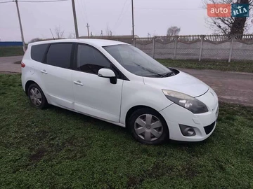 Авто Renault Scenic 2011 № 8384383