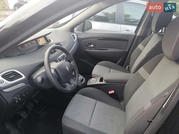 Авто Renault Grand Scenic 2015 № 8384394