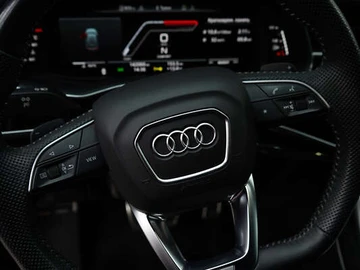 Авто Audi Q8 2020 № 8384546