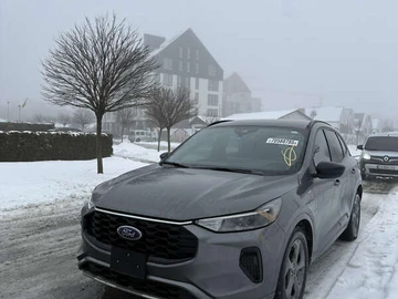 Авто Ford Escape 2023 № 8384668