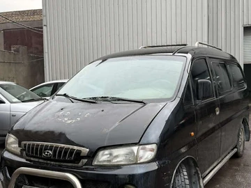 Авто Hyundai H 200 1999 № 8384714