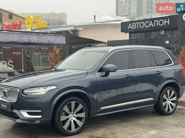 Авто Volvo Xc90 2023 № 8385040