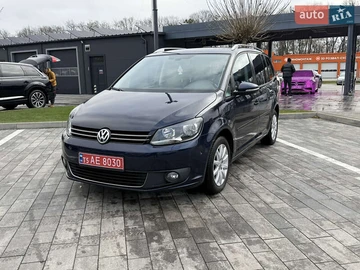 Авто Volkswagen Touran 2013 № 8385393