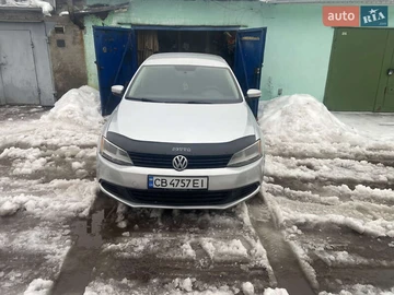 Авто Volkswagen Jetta 2012 № 8385642