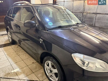 Авто Skoda Fabia 2012 № 8386045