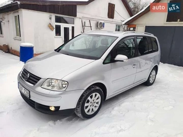 Авто Volkswagen Touran 2003 № 8386049