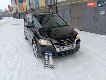 Авто Volkswagen Touran 2008 № 8386713