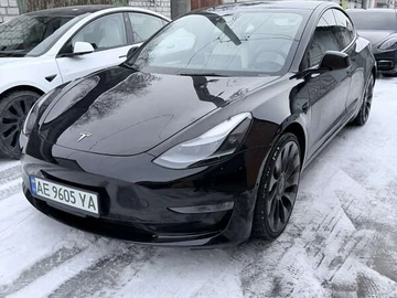 Авто Tesla Model 3 2021 № 8386859
