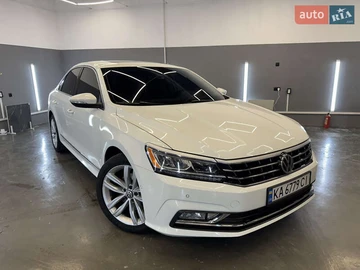 Авто Volkswagen Passat 2018 № 8387200