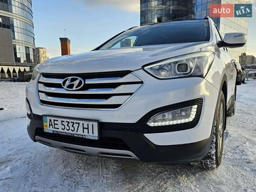 Авто Hyundai Santa Fe 2013 № 8387522