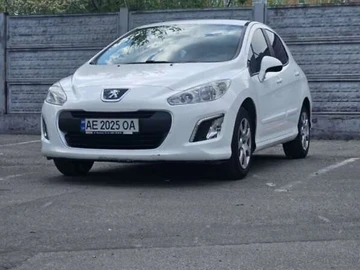 Авто Peugeot 308 2012 № 8387856