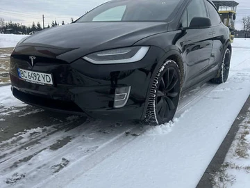 Авто Tesla Model X 2018 № 8388271