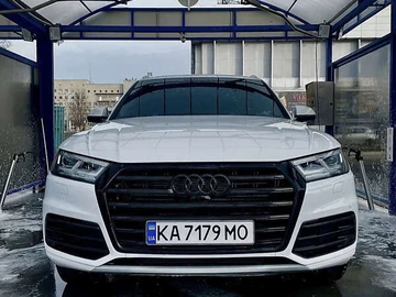 Авто Audi Q5 2020 № 8388288