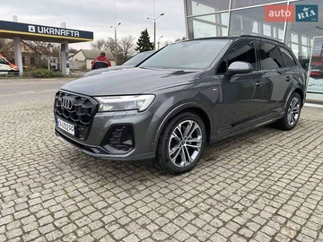 Авто Audi Q7 2025 № 8388391