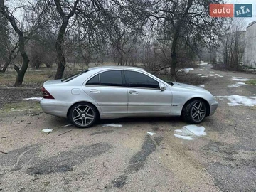 Авто Mercedes C-Class 2002 № 8388673