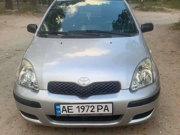Авто Toyota Yaris 2004 № 8388689