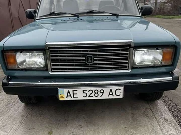 Авто ВАЗ 2107 2004 № 8389575
