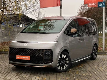 Авто Hyundai Staria 2025 № 8390111
