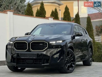 Авто BMW Xm 2025 № 8390120