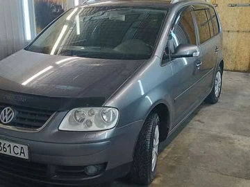 Авто Volkswagen Touran 2004 № 8390586