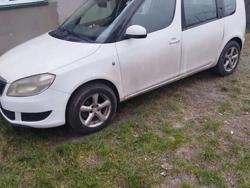 Авто Skoda Roomster 2015 № 8390670