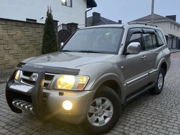 Авто Mitsubishi Pajero Wagon 2005 № 8390671