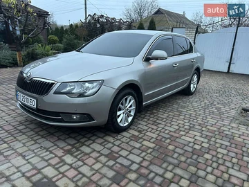 Авто Skoda Superb 2013 № 8390981