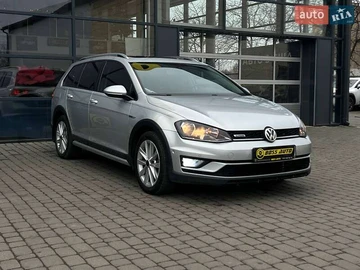 Авто Volkswagen Golf 2017 № 8391116