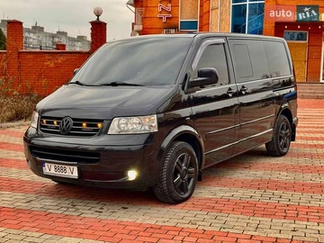Авто Volkswagen Multivan 2010 № 8391342