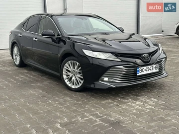 Авто Toyota Camry 2019 № 8391460