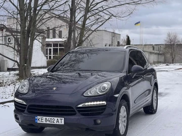 Авто Porsche Cayenne 2011 № 8391467