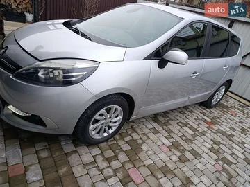 Авто Renault Grand Scenic 2015 № 8391830