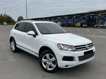 Авто Volkswagen Touareg 2013 № 8391969