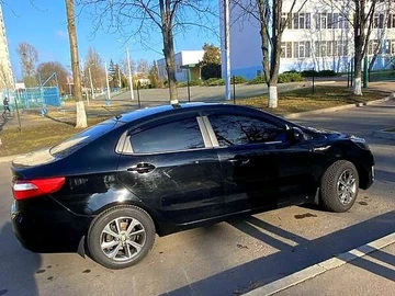 Авто KIA Rio 2011 № 8392200