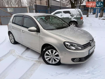 Авто Volkswagen Golf 2011 № 8392344