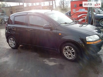 Авто Chevrolet Aveo 2004 № 8392425