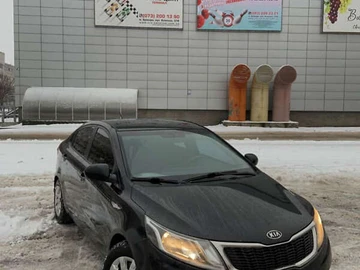 Авто KIA Rio 2013 № 8393008