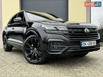 Авто Volkswagen Touareg 2021 № 8393345